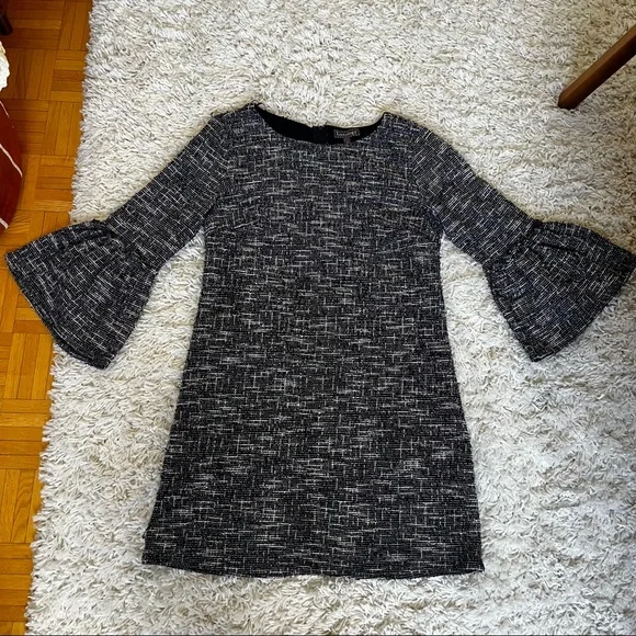 SHIFT DRESS - Picture 2 of 4